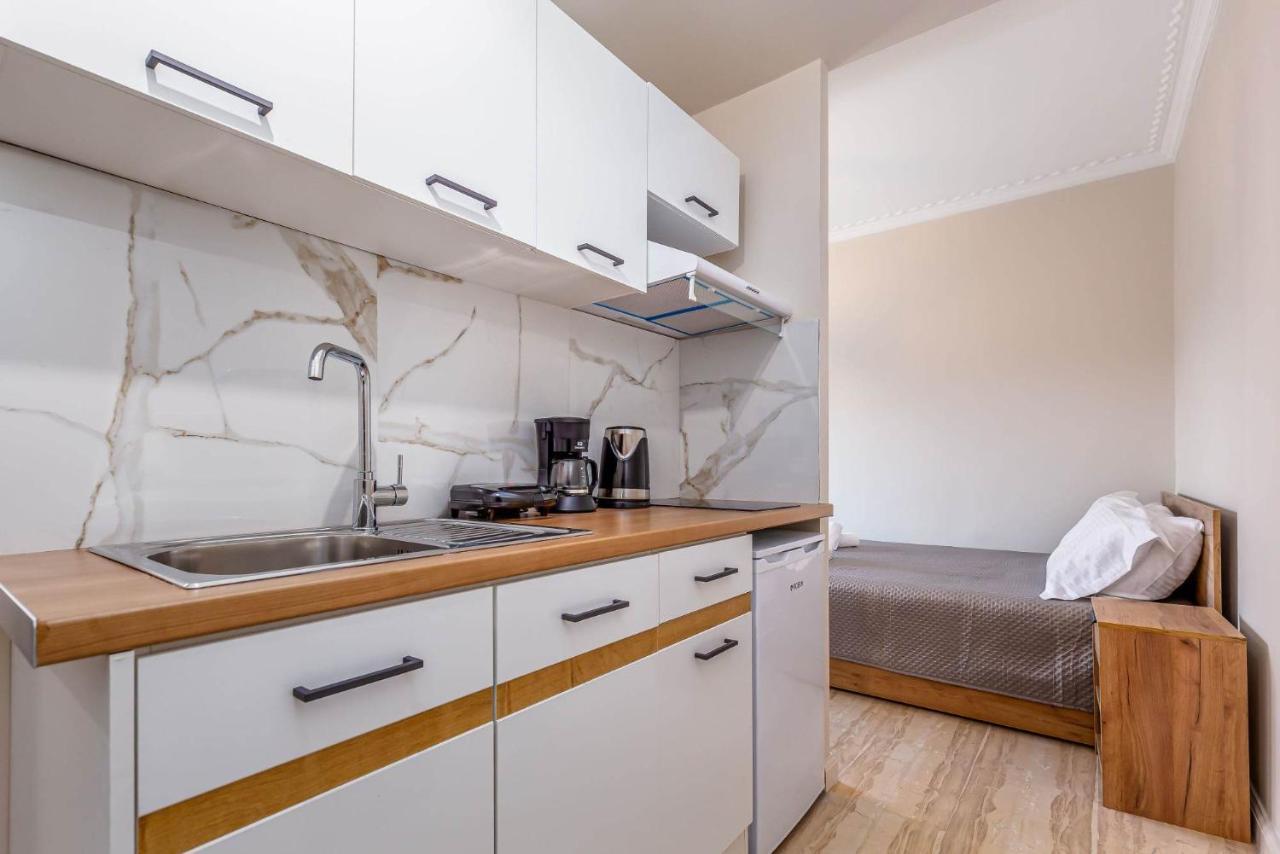 Luna Solari Apartment Mantouki المظهر الخارجي الصورة