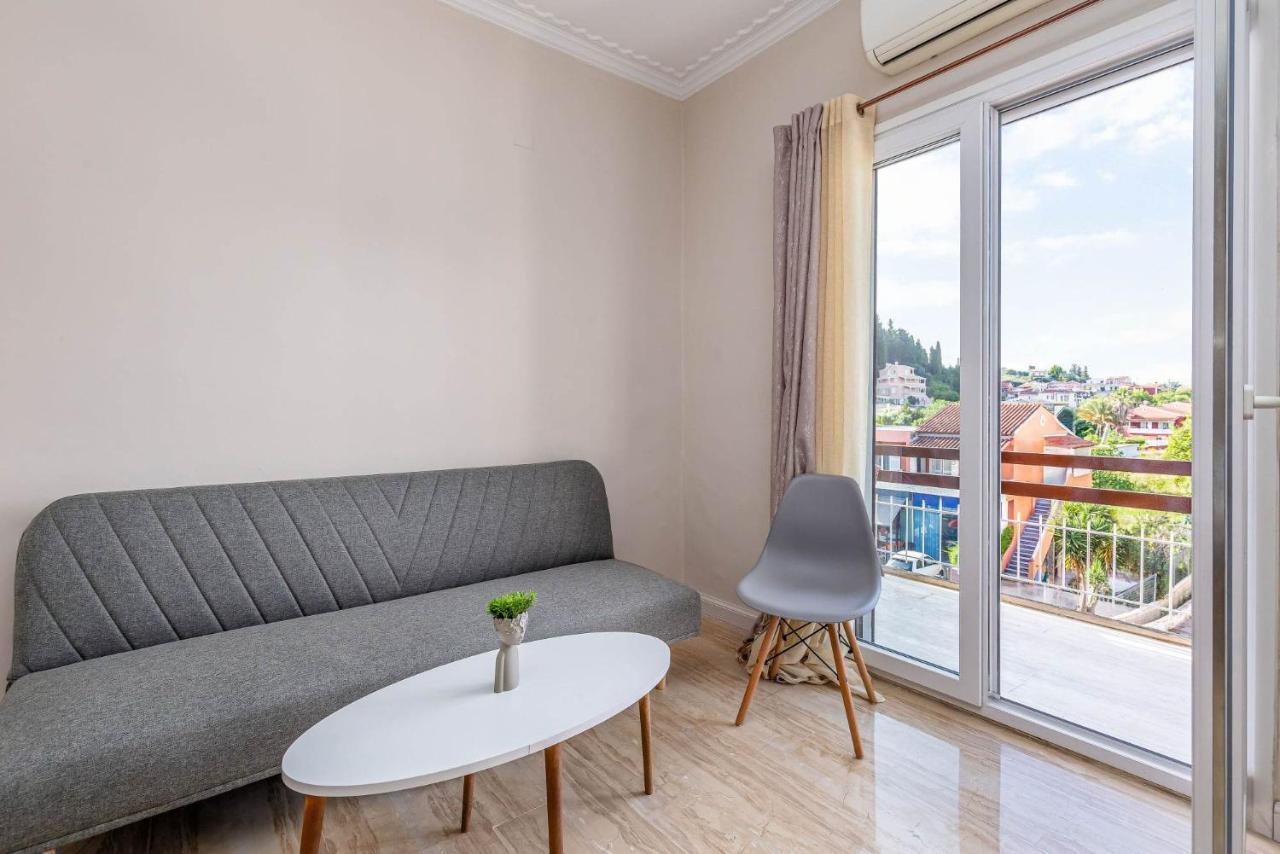Luna Solari Apartment Mantouki المظهر الخارجي الصورة