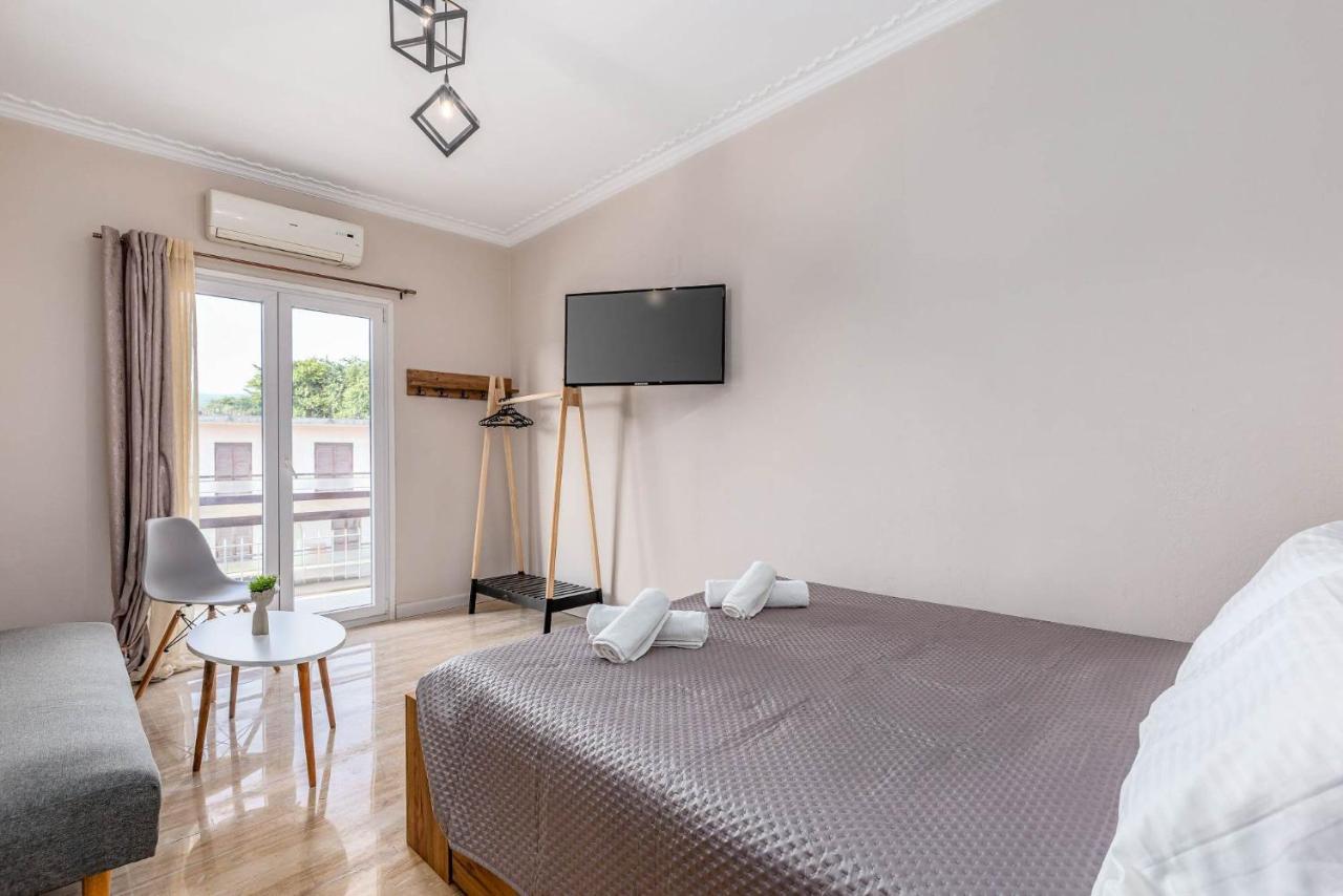 Luna Solari Apartment Mantouki المظهر الخارجي الصورة